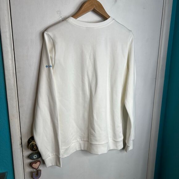 This is a Columbia Hart Mountain II Crew sweatshirt in white or cream with a mul - Picture 7 of 11